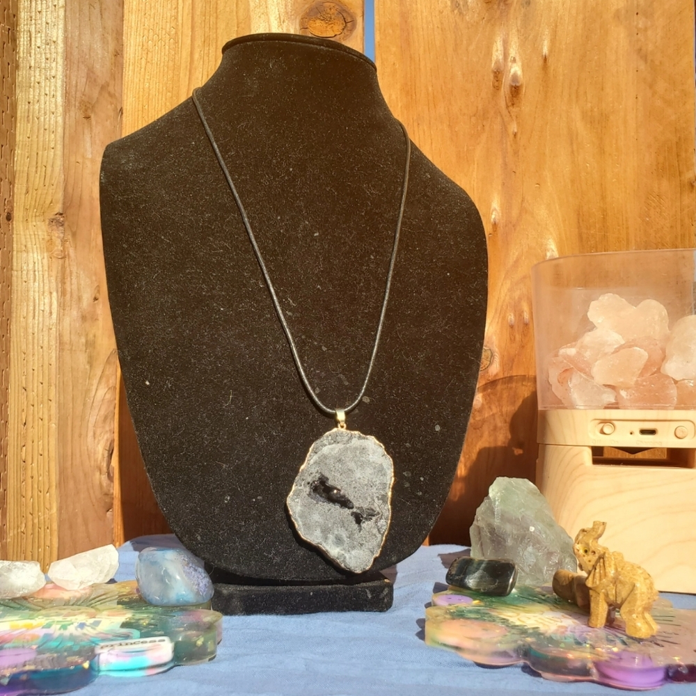 Sold - Picture 2 of 7